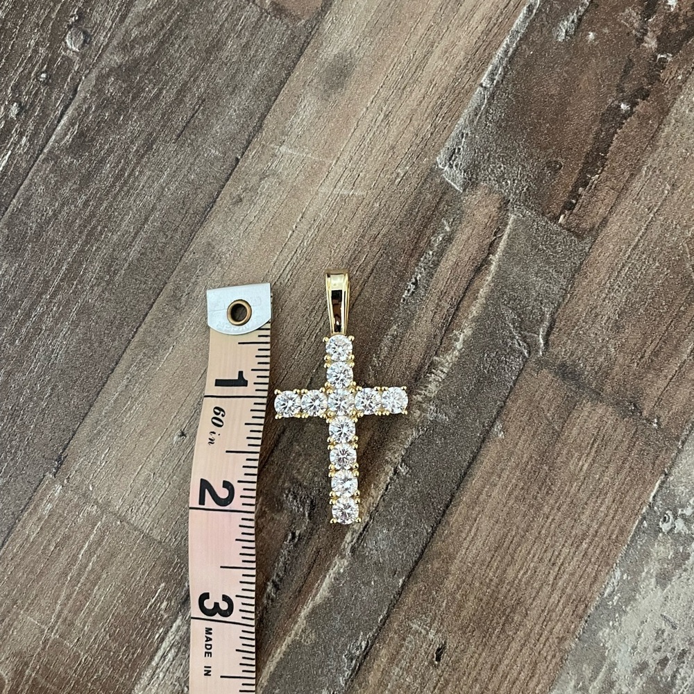 Gold Diamond cross pendant